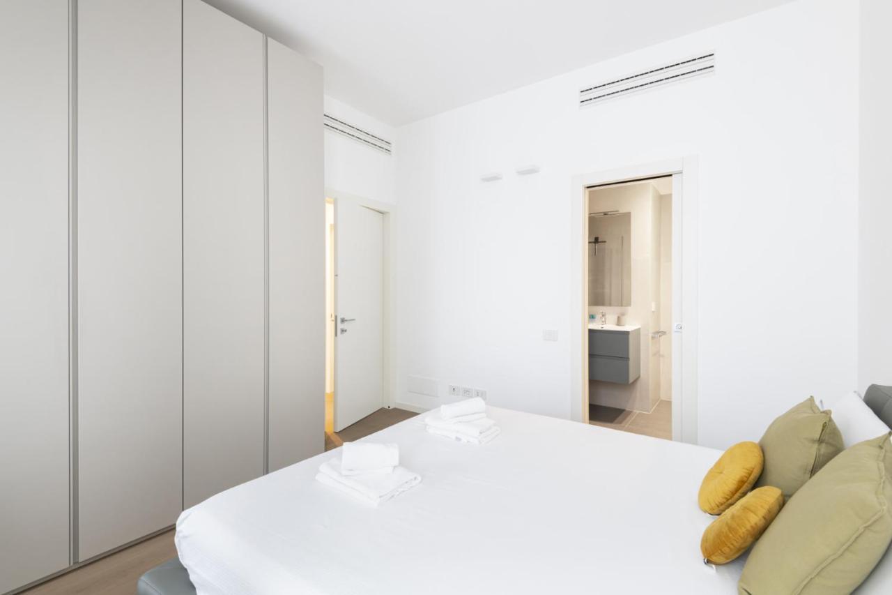 Easylife - Lussuosa Dimora Con Rooftop Condominiale Vista Duomo Milan Exterior photo