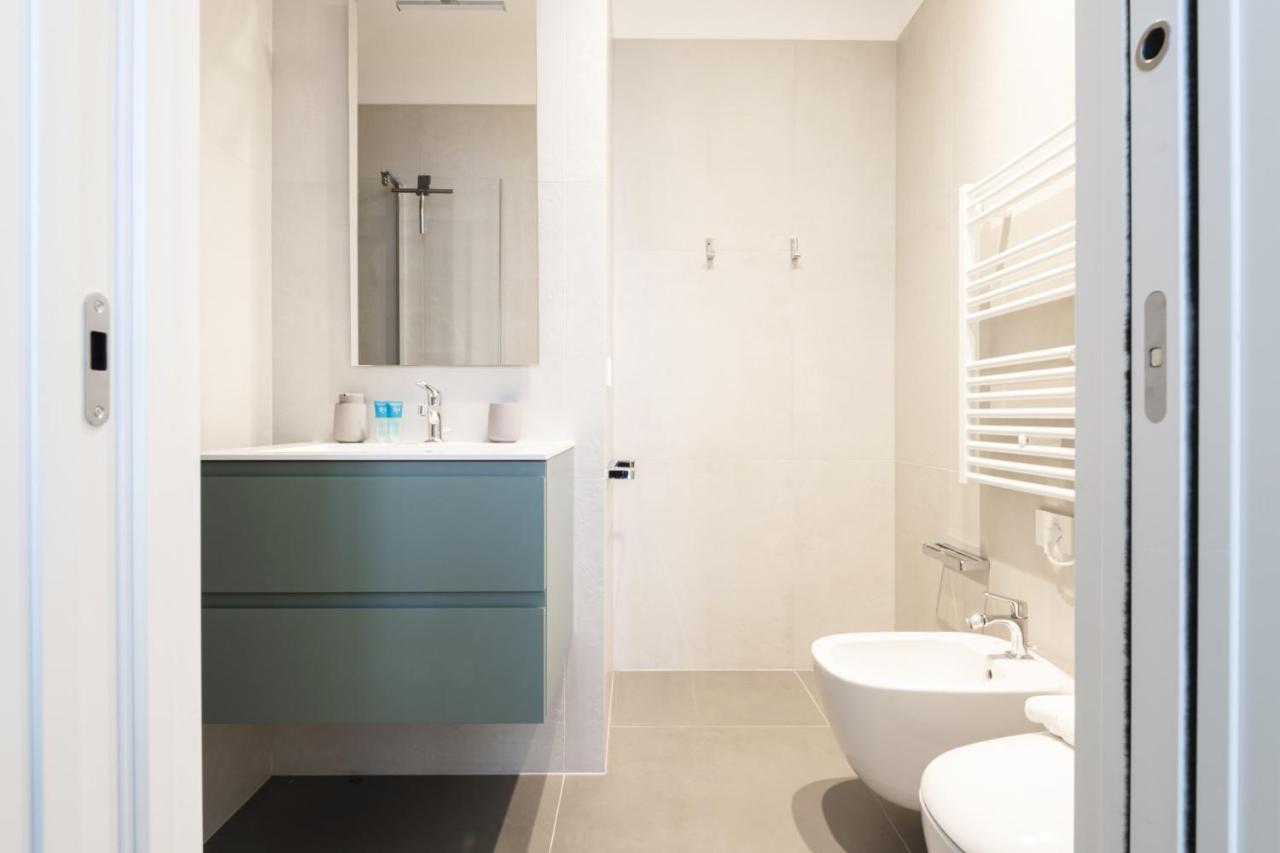 Easylife - Lussuosa Dimora Con Rooftop Condominiale Vista Duomo Milan Exterior photo