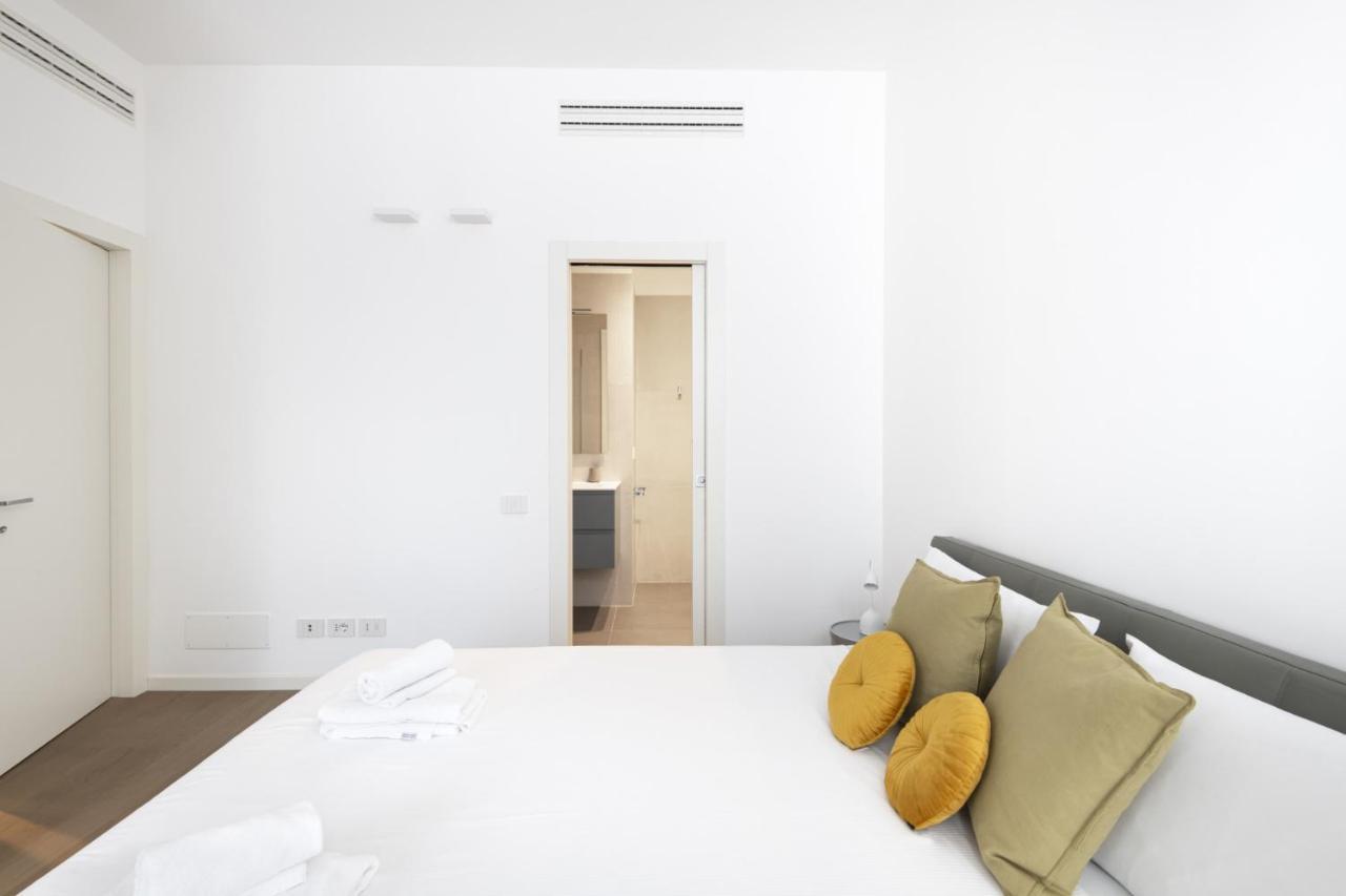 Easylife - Lussuosa Dimora Con Rooftop Condominiale Vista Duomo Milan Exterior photo