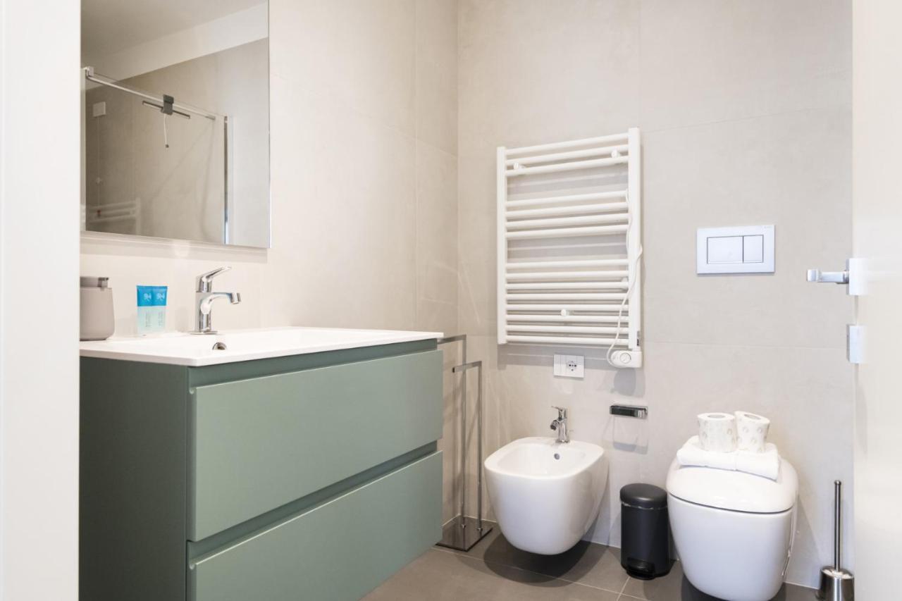 Easylife - Lussuosa Dimora Con Rooftop Condominiale Vista Duomo Milan Exterior photo